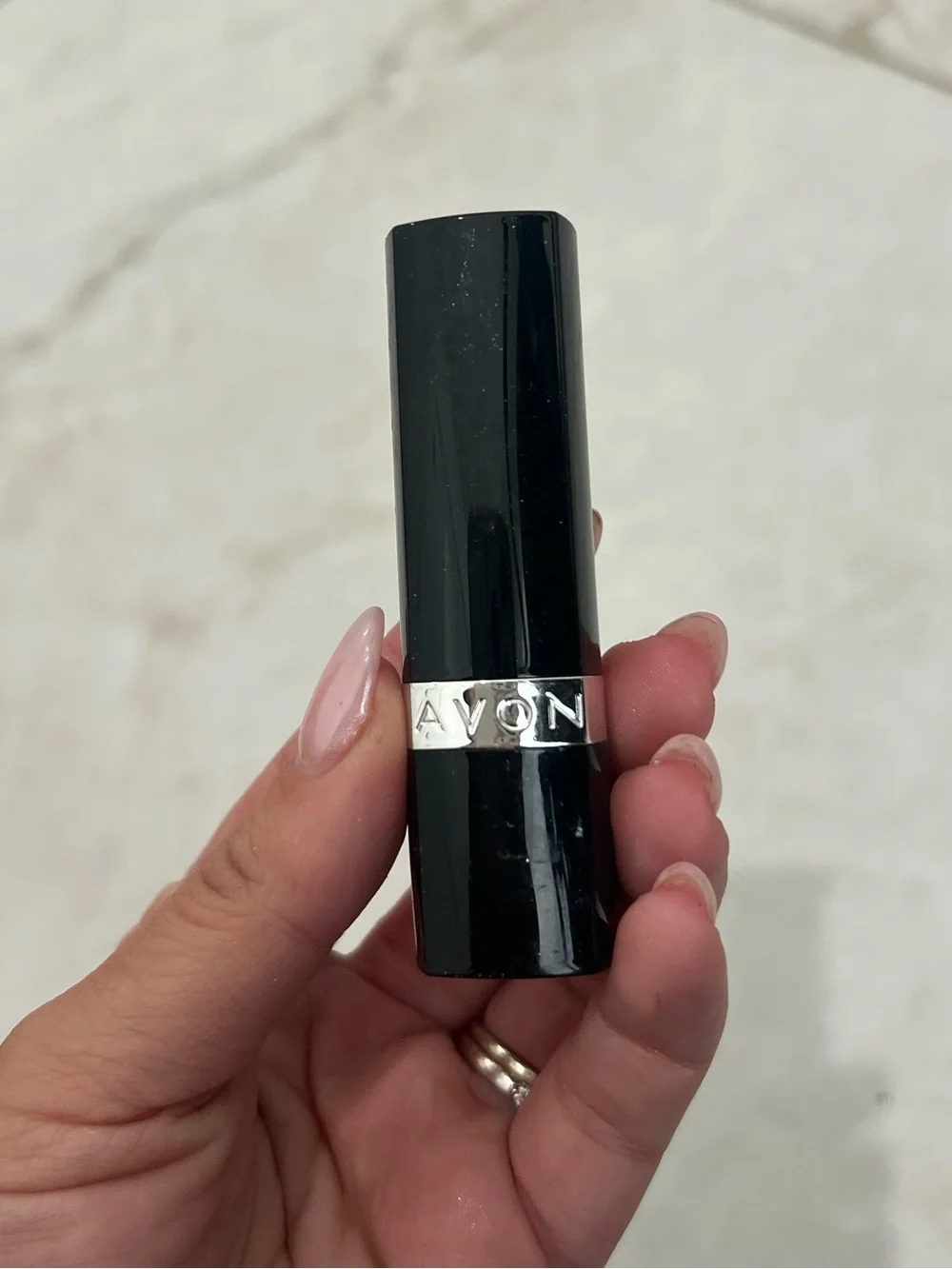 Avon Classic Rich Ruby Ultra Color Lipstick